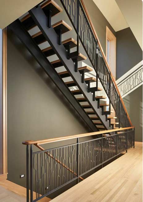  ferforje merdiven imalatı, demir merdiven, dubleks merdiven imalatı, kurtköy merdiven, metal merdiven